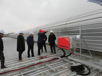 駱詩棟帶隊赴公司首個光伏項目工地開展安全生產(chǎn)檢查